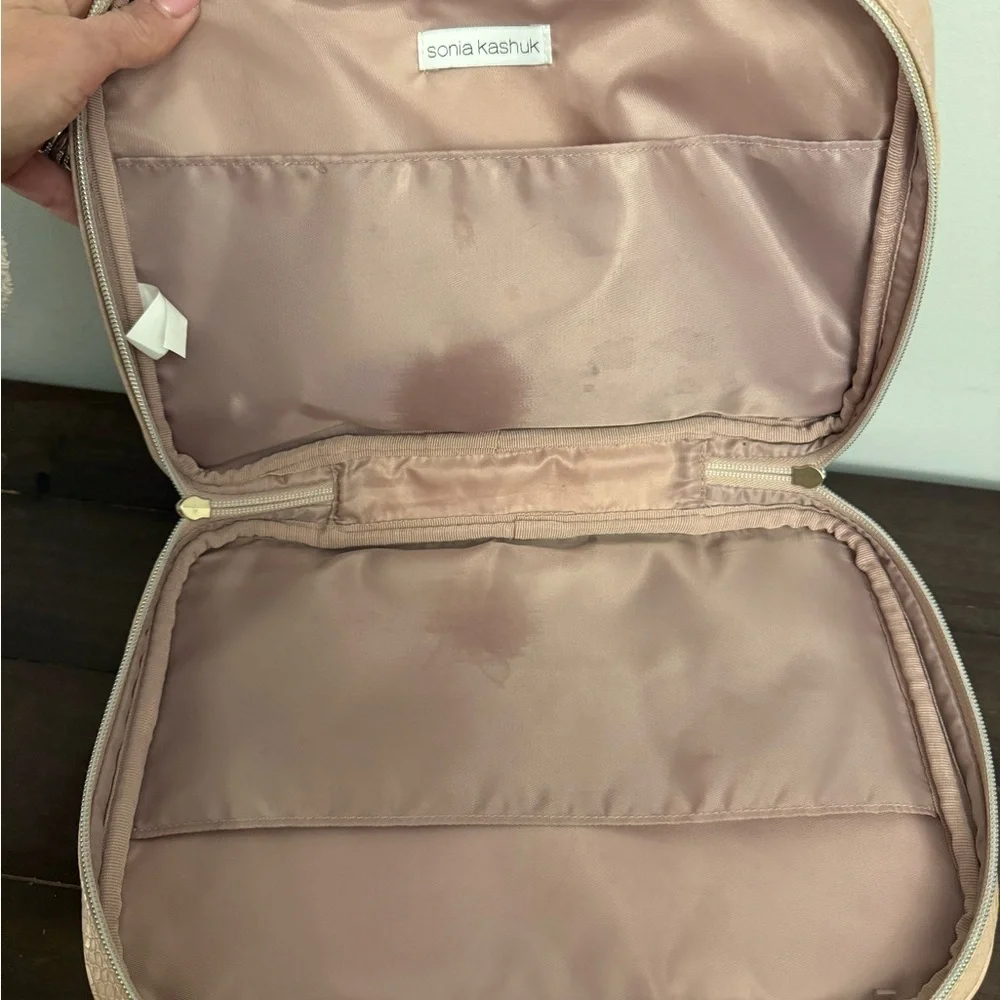 Sonia Kashuk Blush Pink Faux Croc Double Zip Makeup Train Case Gold Hardware